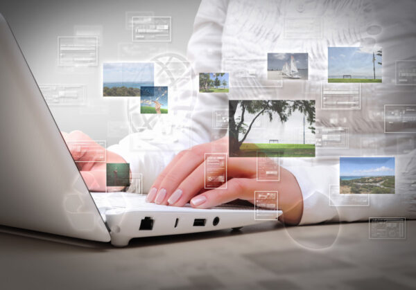 Thiết kế website phòng khám nha khoa sẽ giúp bạn giới thiệu được hình ảnh cụ thể phòng khám